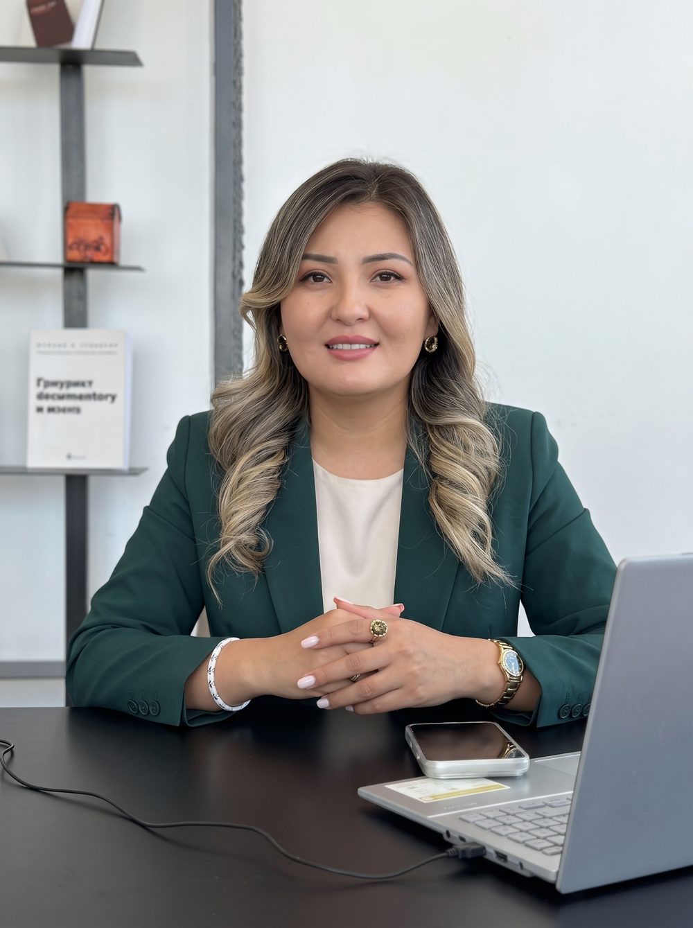 Айжан Куттубаева, риелтор